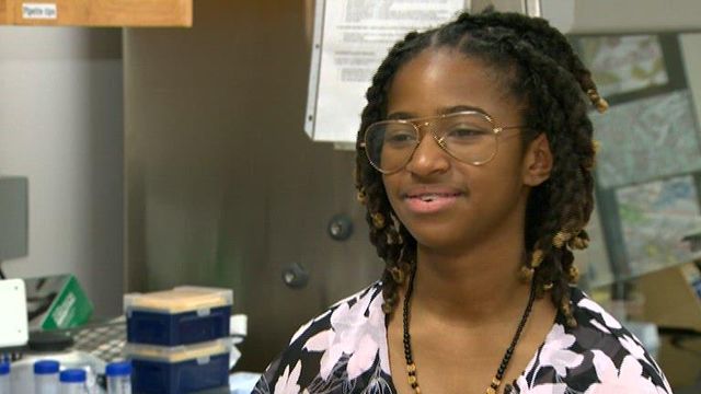 14-year-old contributes to ovarian cancer research