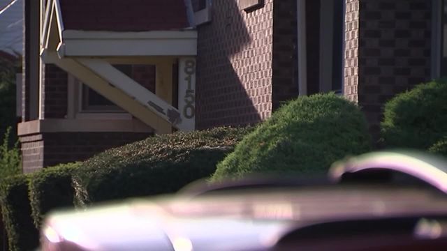 Community shaken by fatal shooting outside senior citizen's home in Chicago