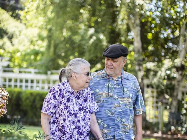 How to plan for multigenerational family trips and travel with aging parents in mind