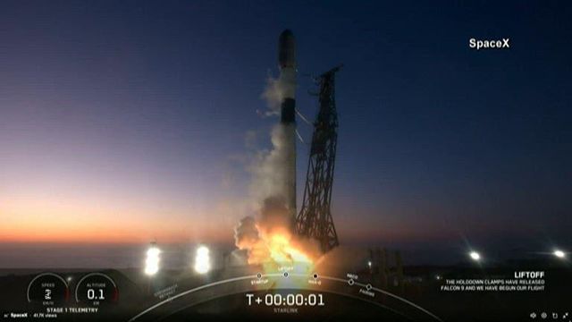 SpaceX launches Falcon 9 rocket sending 22 satellites into orbit