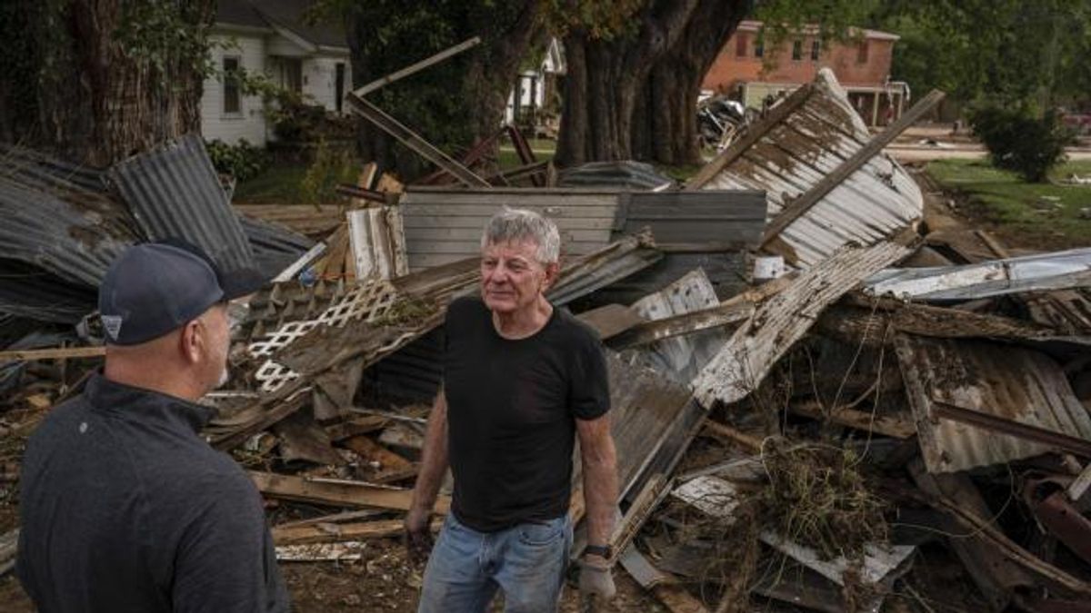Before Visit, Biden Orders 1,000 Troops to Region Gutted by Helene