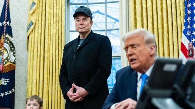 FILE — President Donald Trump listens alongside Elon Musk as he explains the administration’s cost-cutting efforts in the Oval Office of the White House in Washington, Feb. 11, 2025. As Musk became one of Trump’s closest allies last year, leading raucous rallies and donating about $275 million to help him win the presidency, he was also using drugs far more intensely than previously known, according to people familiar with his activities. (Eric Lee/The New York Times)