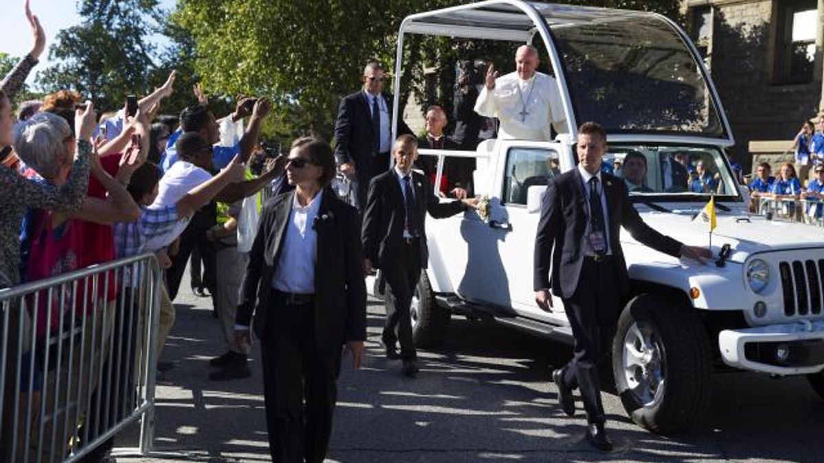 Pope Francis’ Accuser Turns Up the Pressure With More Accusations