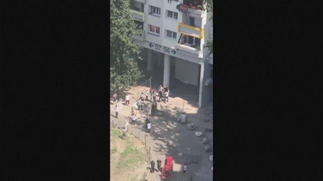 Children rescued after jumping from a burning apartment building