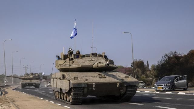 Israel Battles Militants as Netanyahu Warns of Long War
