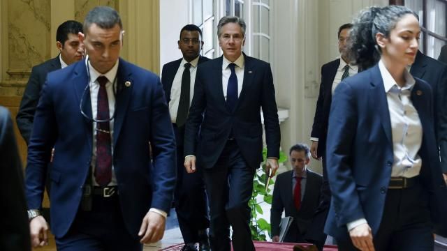 U.S. Secretary of State Antony Blinken, centre, walks to meet with Egyptian Foreign Minister Sameh Shoukry, in Cairo, Egypt, Thursday, March 21, 2024. (Evelyn Hockstein/Pool Photo via AP) U.S. Secretary of State Antony Blinken, centre, walks to meet with Egyptian Foreign Minister Sameh Shoukry, in Cairo, Egypt, Thursday, March 21, 2024. (Evelyn Hockstein/Pool Photo via AP)