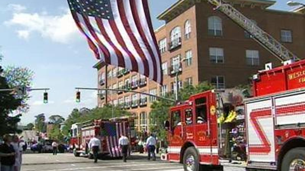 Firefighters remember fallen comrades