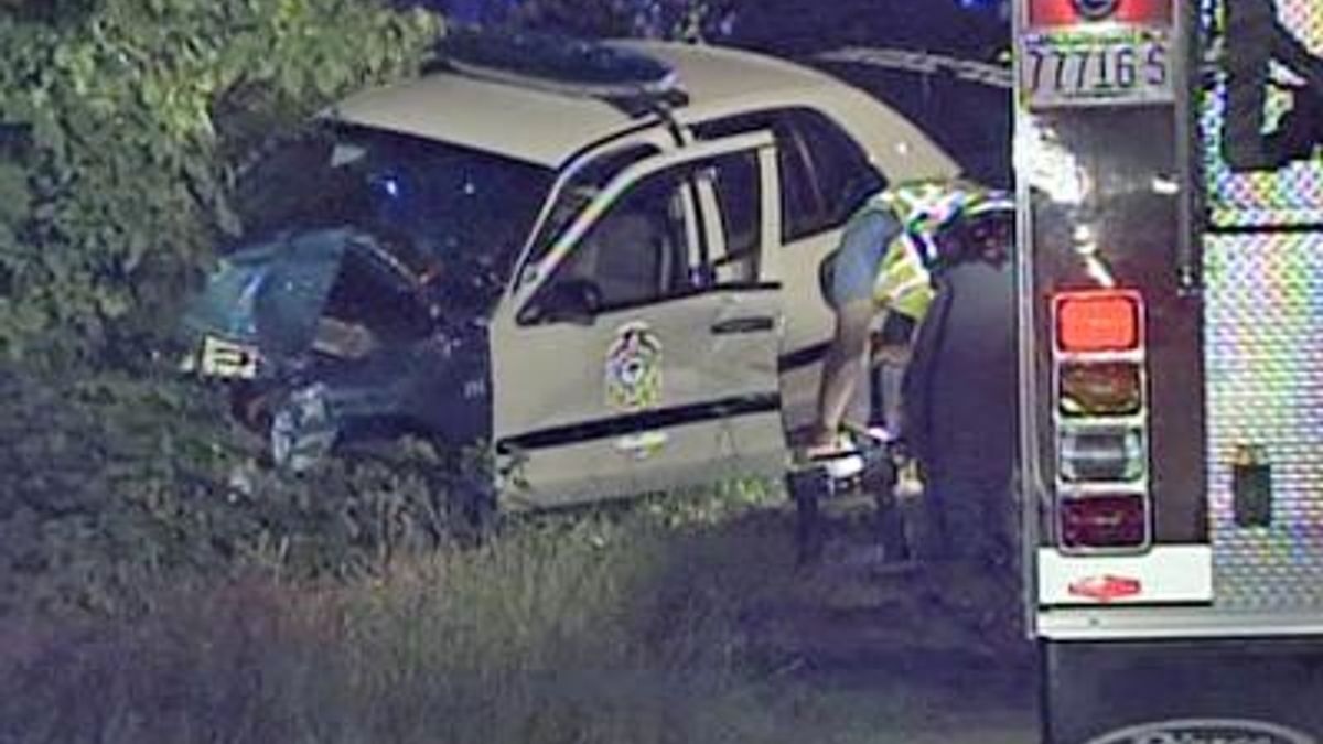 Raleigh officer involved in wreck