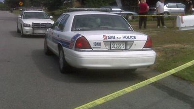 Fayetteville man shot in home invasion