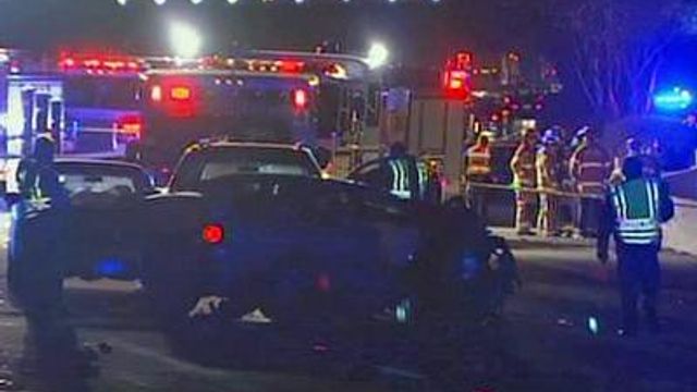 Man killed trying to help in I-440 wreck