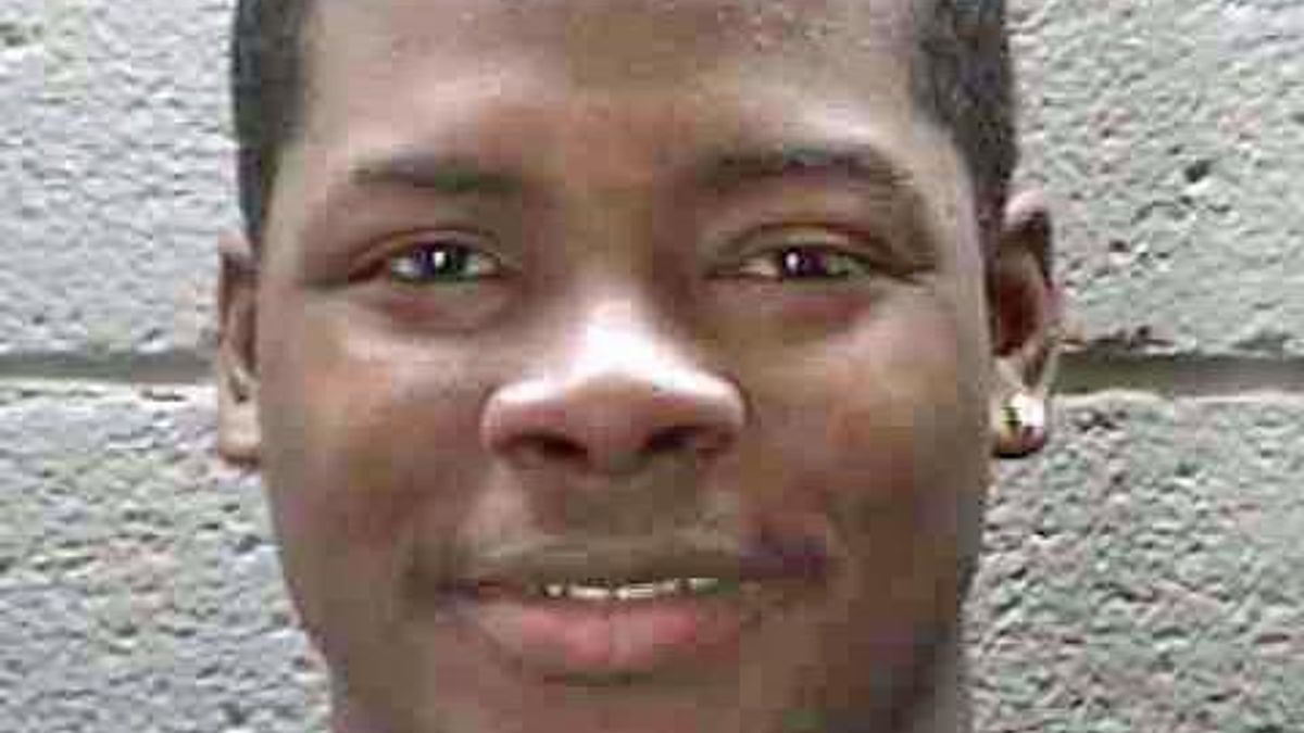 Nelson Shakym Pierce - 12/6/09 mug shot - Five charged in Rocky Mount shooting, robbery