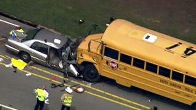 Sky 5 coverage of Holly Springs school bus wreck