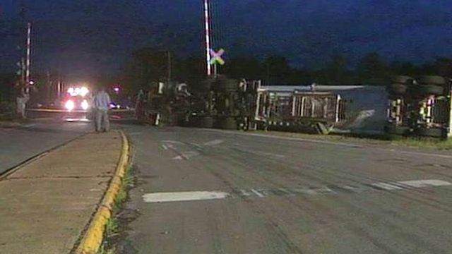Propane truck overturns in Selma