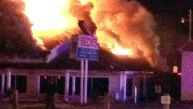Viewer video: Calabash eatery burns to ground