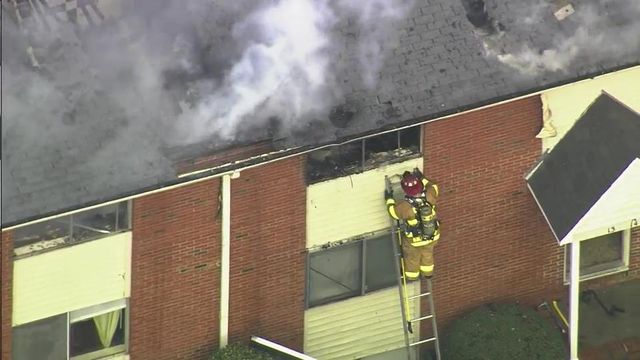 Sky 5: Firefighters battle blaze at Chapel Hill apartments