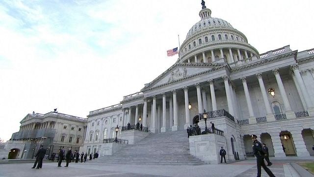 Congress scrambles to avoid partial government shutdown