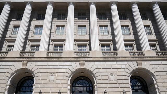 IRS says glitch caused some taxpayers to receive false notice saying they owe money