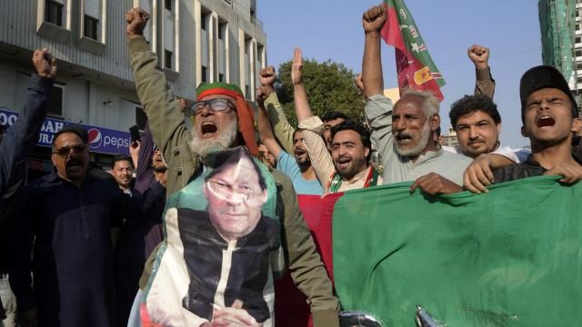 Supporters of Pakistan's Former Prime Minister Imran Khan's party 'Pakistan Tehreek-e-Insaf' chant slogans during a protest against alleged vote-rigging in some constituencies in the parliamentary elections, in Karachi, Pakistan, Sunday, Feb. 11, 2024. (AP Photo/Fareed Khan) Supporters of Pakistan's Former Prime Minister Imran Khan's party 'Pakistan Tehreek-e-Insaf' chant slogans during a protest against alleged vote-rigging in some constituencies in the parliamentary elections, in Karachi, Pakistan, Sunday, Feb. 11, 2024. (AP Photo/Fareed Khan)