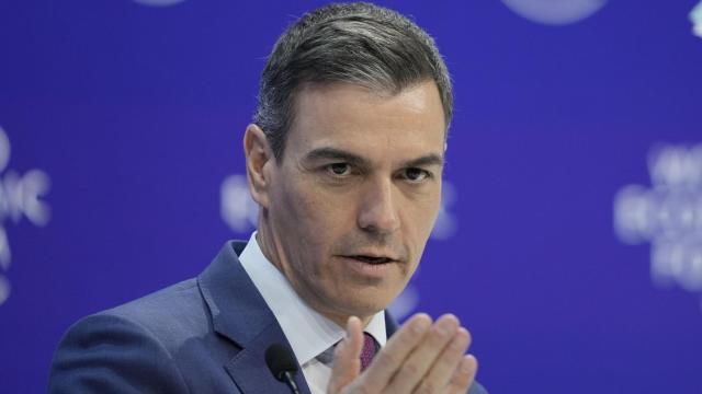 FILE - Pedro Sanchez, Spain's Prime Minister delivers his speech at the Annual Meeting of World Economic Forum in Davos, Switzerland, on Jan. 17, 2024. Sánchez said Saturday March 9, 2024 that he will propose that Spain's parliament recognizes a Palestinian state. (AP Photo/Markus Schreiber, File) FILE - Pedro Sanchez, Spain's Prime Minister delivers his speech at the Annual Meeting of World Economic Forum in Davos, Switzerland, on Jan. 17, 2024. Sánchez said Saturday March 9, 2024 that he will propose that Spain's parliament recognizes a Palestinian state. (AP Photo/Markus Schreiber, File)