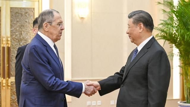 In this photo released by Xinhua News Agency, Russian Foreign Minister Sergey Lavrov, left, and Chinese President Xi Jinping meets at the Great Hall of the People in Beijing on April 9, 2024. China has surged sales to Russia of machine tools, microelectronics and other technology that Moscow in turn is using to produce missiles, tanks, aircraft and other weaponry. That's according to two senior Biden administration officials who discussed the sensitive findings on the condition of anonymity. Russia's microelectronics came from China, which Russia has used missiles, tanks and aircraft. (Li Xueren/Xinhua via AP) In this photo released by Xinhua News Agency, Russian Foreign Minister Sergey Lavrov, left, and Chinese President Xi Jinping meets at the Great Hall of the People in Beijing on April 9, 2024. China has surged sales to Russia of machine tools, microelectronics and other technology that Moscow in turn is using to produce missiles, tanks, aircraft and other weaponry. That's according to two senior Biden administration officials who discussed the sensitive findings on the condition of anonymity. Russia's microelectronics came from China, which Russia has used missiles, tanks and aircraft. (Li Xueren/Xinhua via AP)