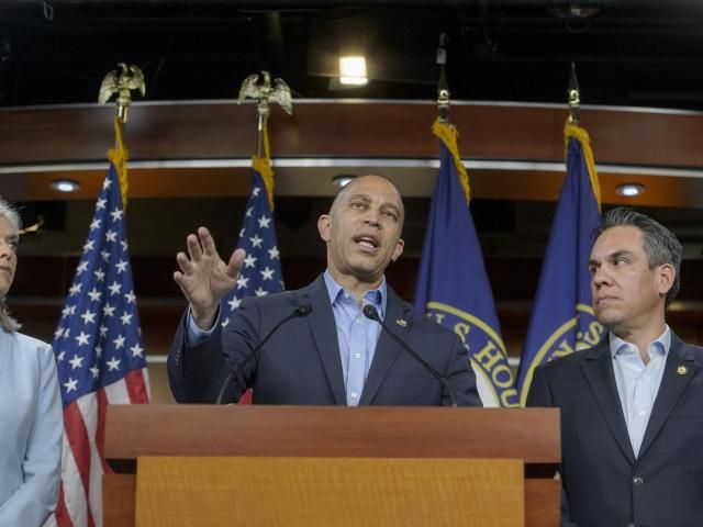 Democrats Face Internal Divisions and Public Dissatisfaction