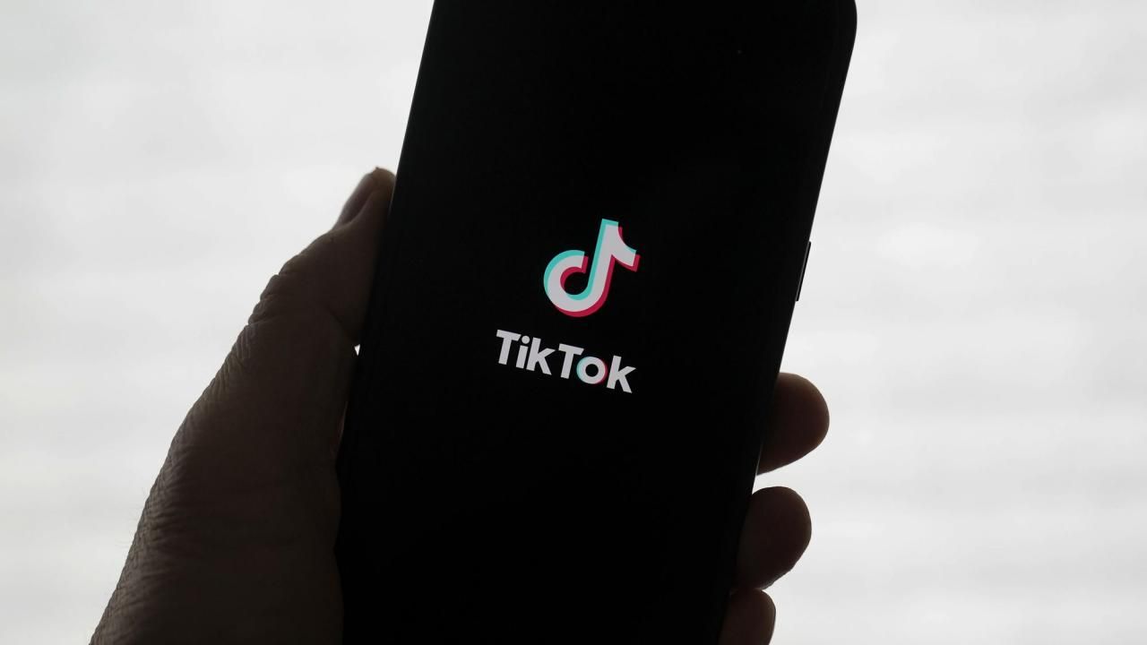 Trump to delay TikTok ban enforcement as China tariffs disrupt agreement
