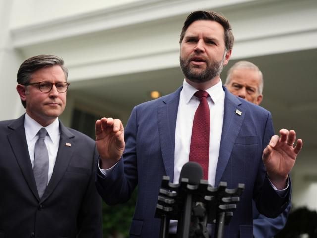 Fact check: Did Democrats propose to give health care to immigrants illegally in the US?