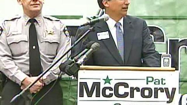 McCrory holds Raleigh rally on election eve