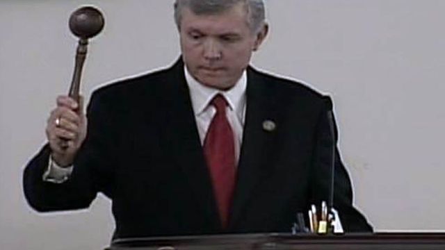 Senate convenes for 2009 session