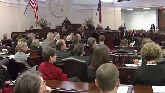 State lawmakers begin new session