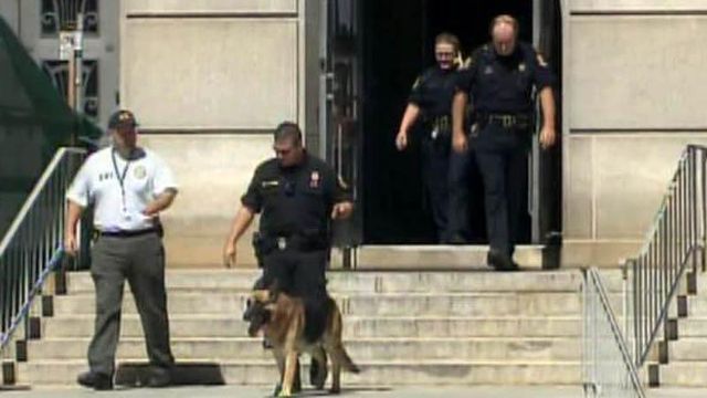 Search turns up no explosives in state building