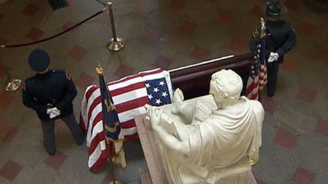 Body of ex-auditor Campbell lies in Capitol