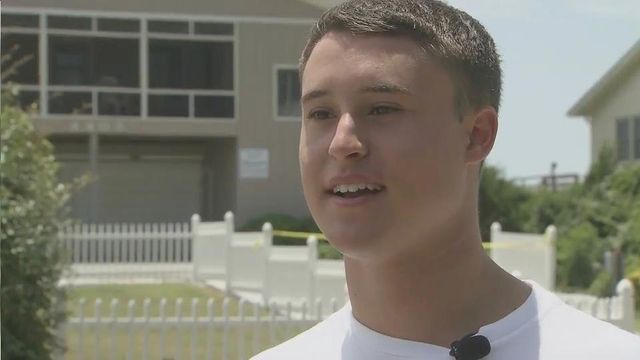 Teen steps in to help deck collapse victims