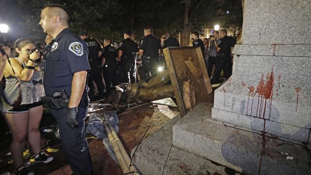 Chapel Hill police criticized for response to 'Silent Sam' protest