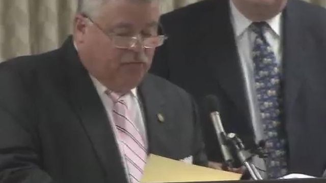 Senate panel probes fake DOT letters