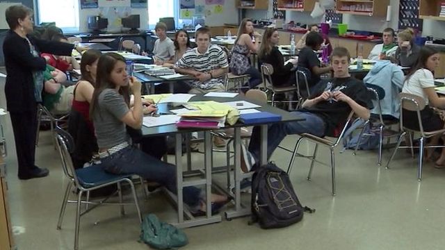 Education viewed through economy on campaign trail