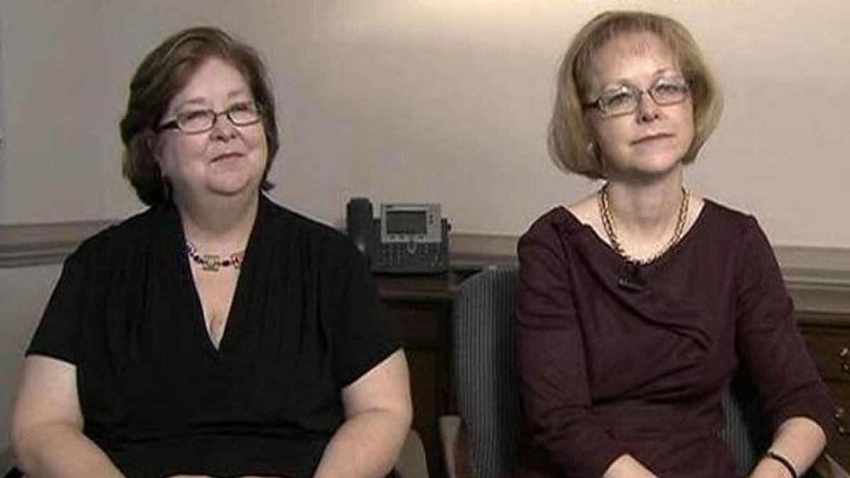 Aldona Wos and Carol Steckel