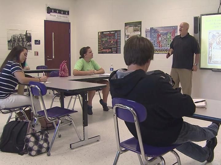 Common Core rollback heads to governor