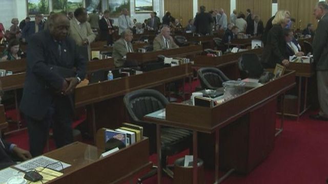 House approves gas drilling, offshore exploration