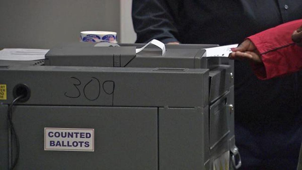 Voting in Raleigh