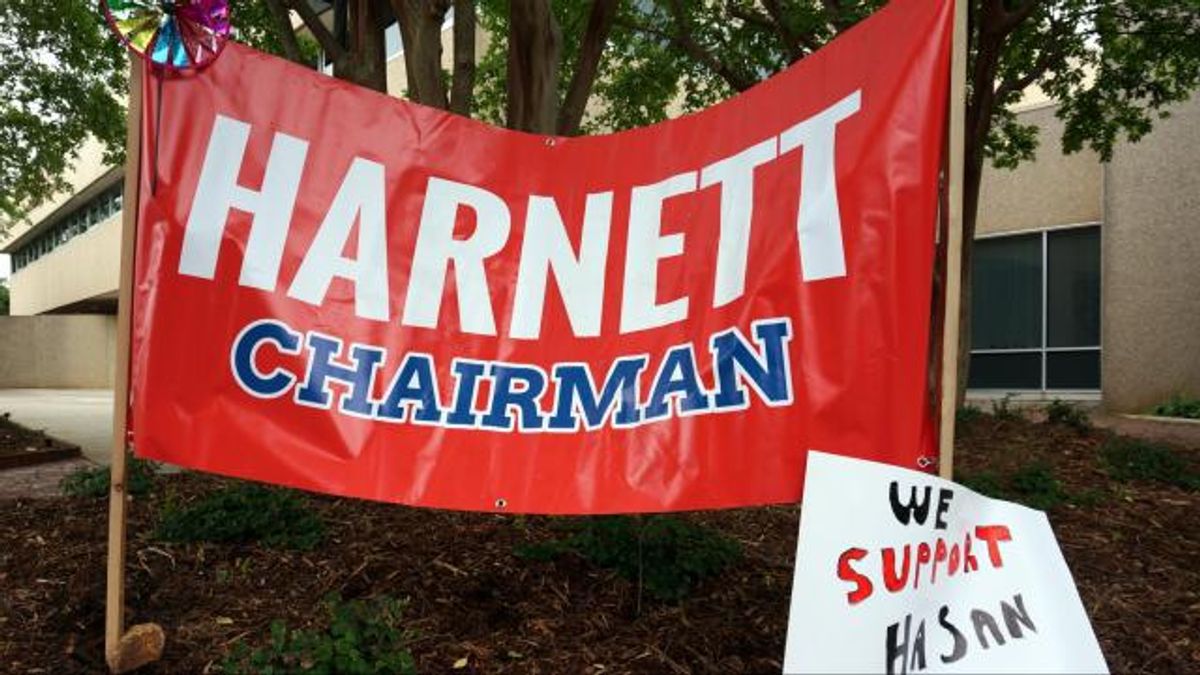 Harnett banner 