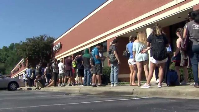 DMV customers see little improvement in wait times