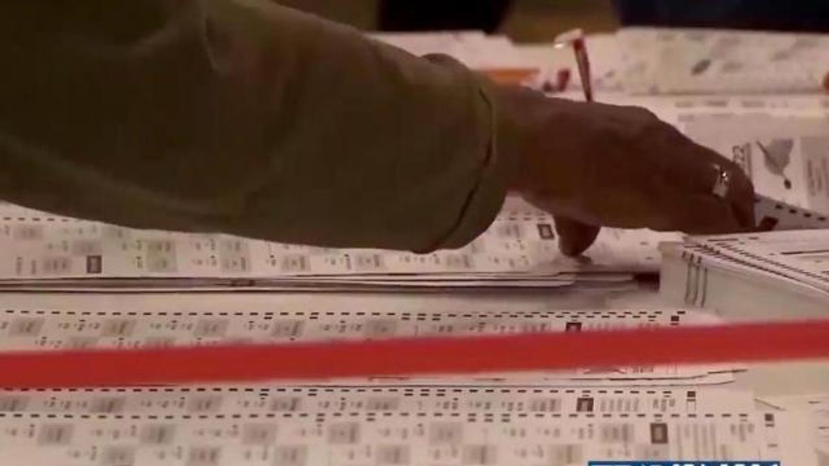 1 in 5 mailed-in ballots in Bladen County were handled by Dowless crew