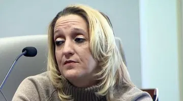 Witness confesses to voting while on probation for felony conviction