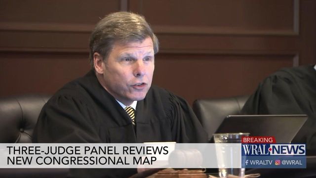 Judges resume review of new congressional map