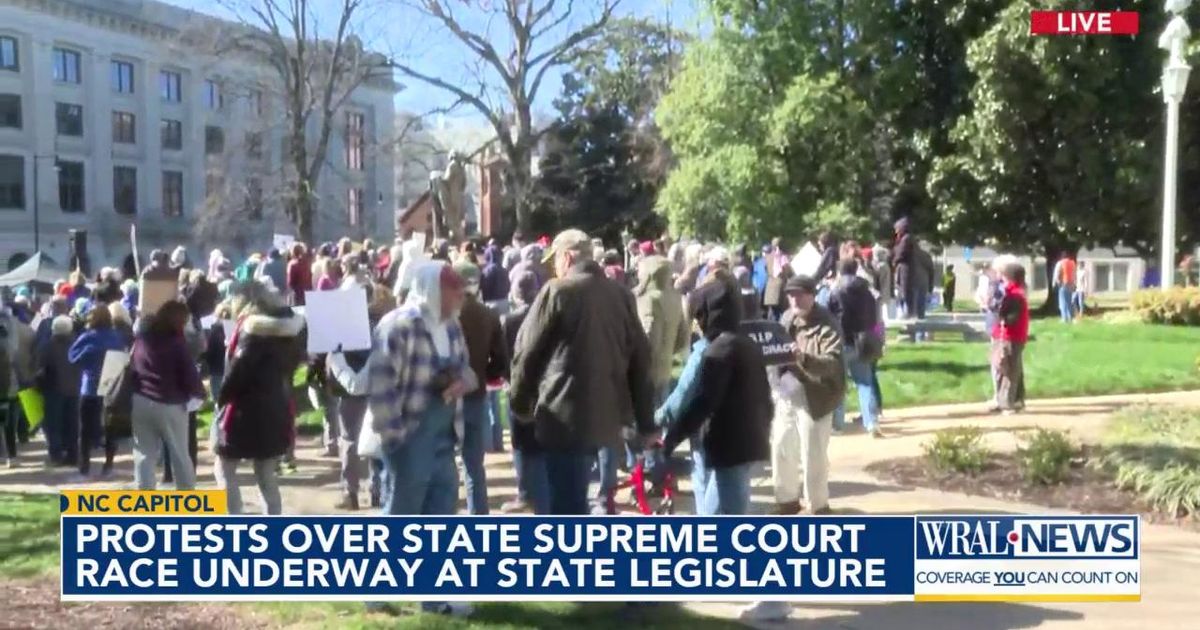 Hundreds protest in downtown Raleigh over NC Supreme Court seat :: WRAL.com