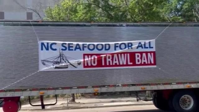 Hundreds of fishermen protest proposed ban on shrimp trawling in Pamlico Sound