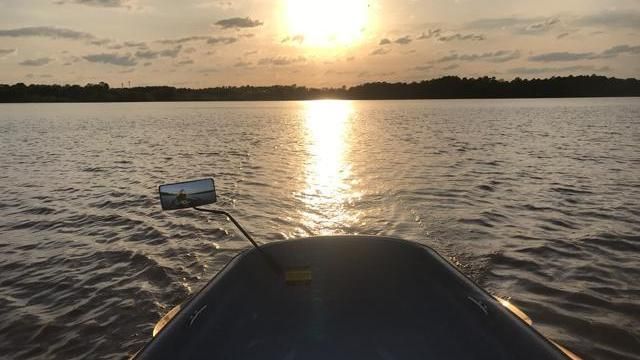 EARNHARDT-10 ROW BOAT