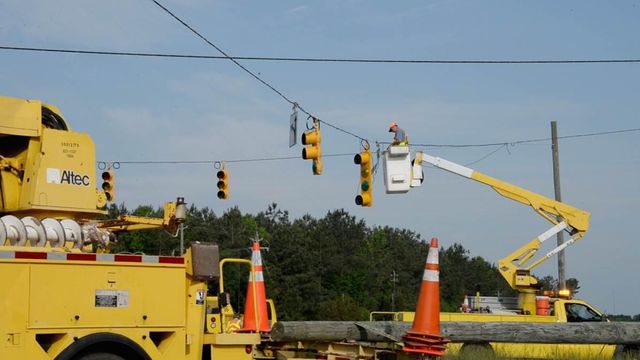 Power out after Johnston County crash