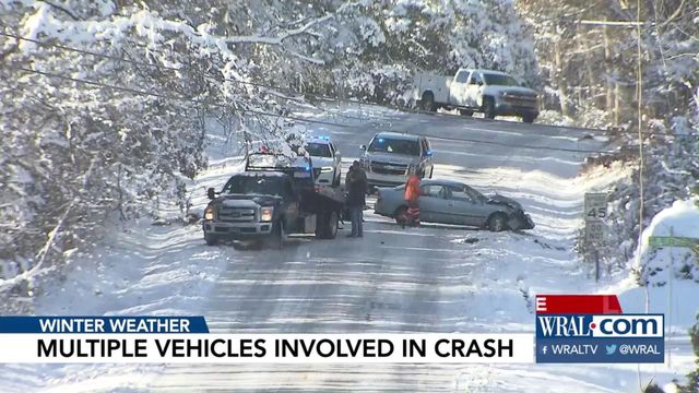 2 injured in multi-vehicle crash in Raleigh